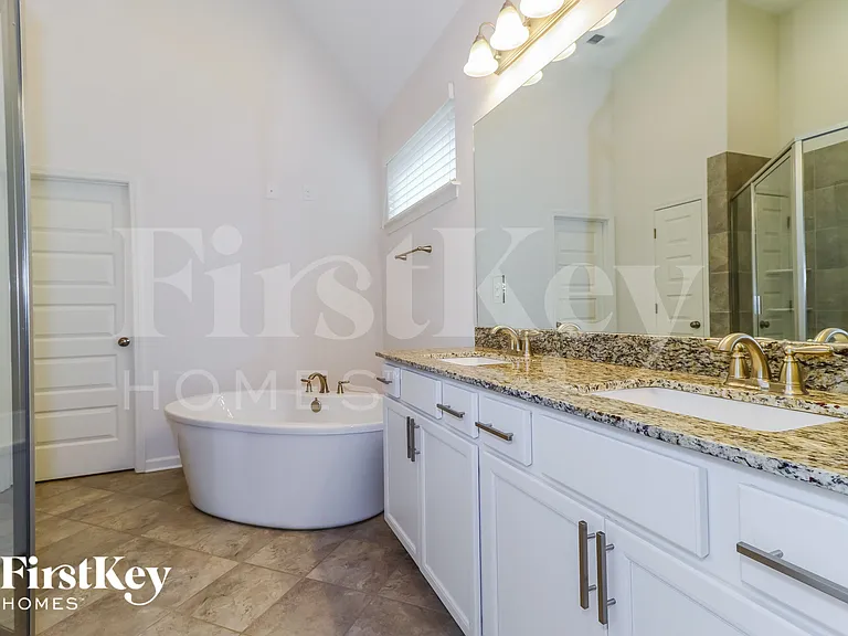 105 Hidden Meadows Ln — Photo 10