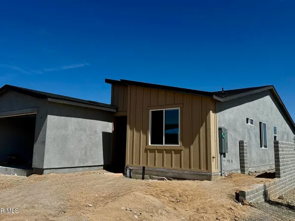 5984 E Dickens Ln, Prescott Valley, AZ 86314
