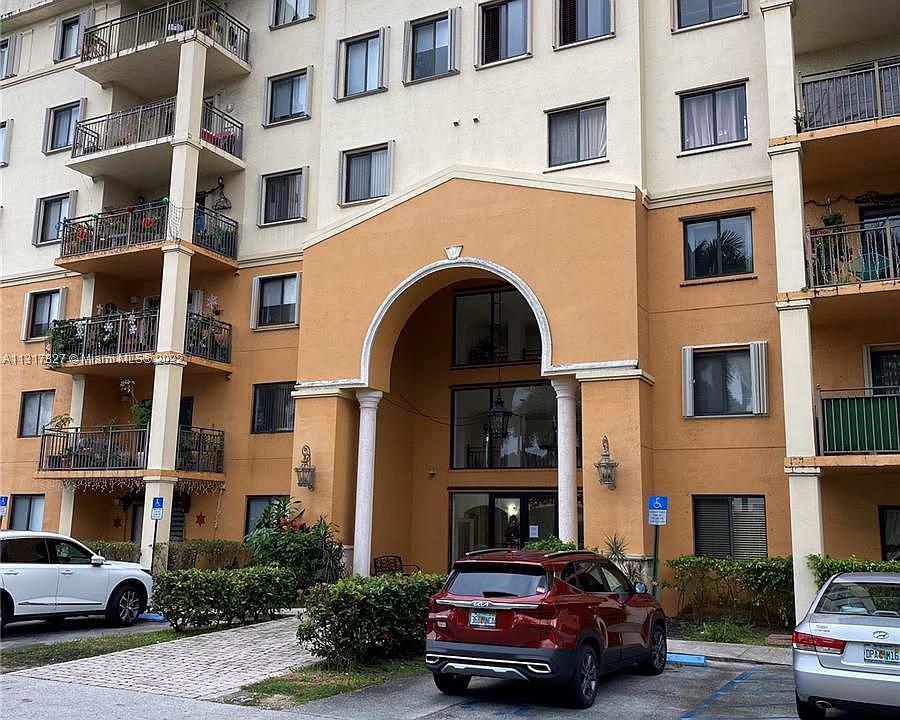 1st image of 9300 Fontainebleau Blvd #E507
