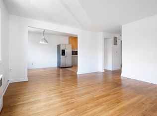 5907 Kissena Blvd #2, Flushing, NY 11355