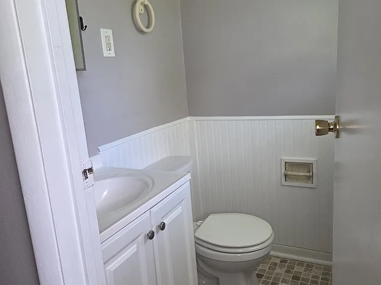 8320 Kendrick Rd — Photo 10