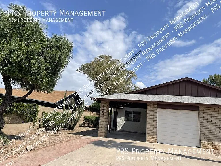 1532 E El Parque Dr — Photo 1