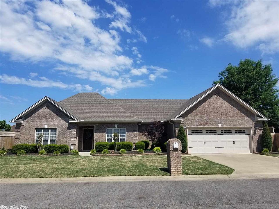 1st image of 426 E Palmer Ct