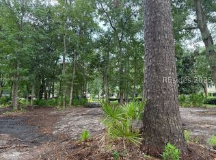14 Kings Tree Rd, Hilton Head Island, SC 29928