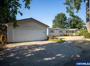 585 W Water St, Stayton, OR
