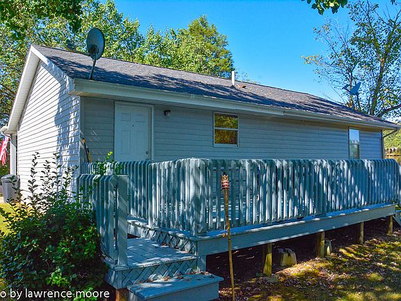 3rd image of 6806 Linville Dr
