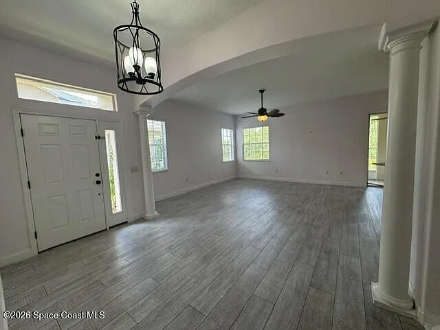 3 bed, 2.0 bath, 1784 sqft, $2,650 — Photo 2