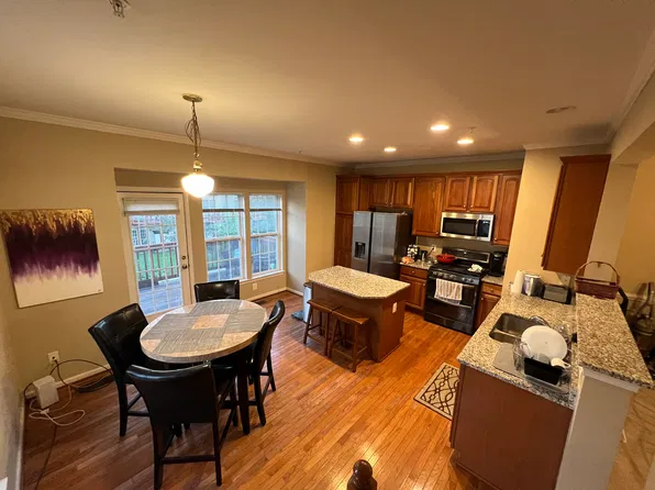 3555 Ellery Cir, Falls Church, VA 22041