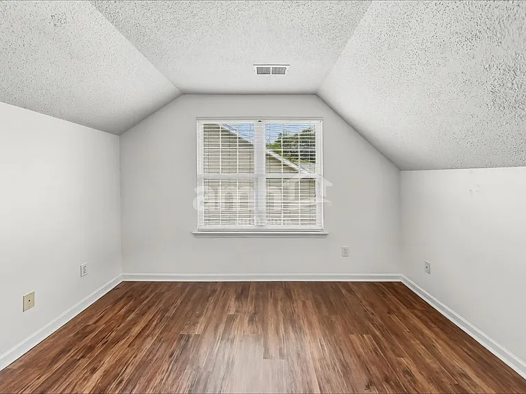 12627 Waterfall Pl — Photo 18