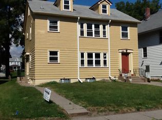 532 W 14th St, Davenport, IA