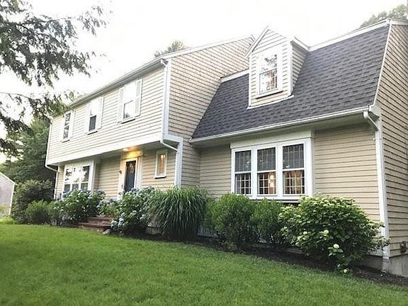 2nd image of 40 Elis Ln