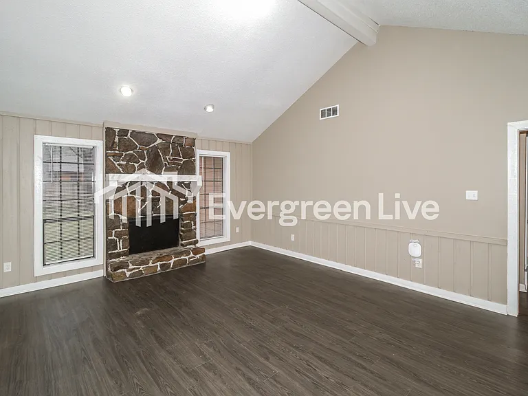 3809 Chablis Cv — Photo 3