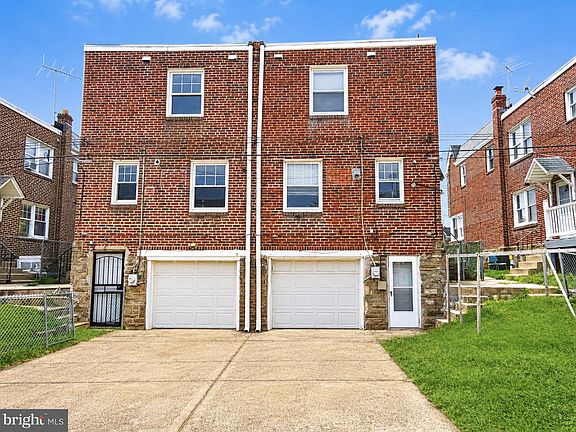 5th image of 1221 Knorr St