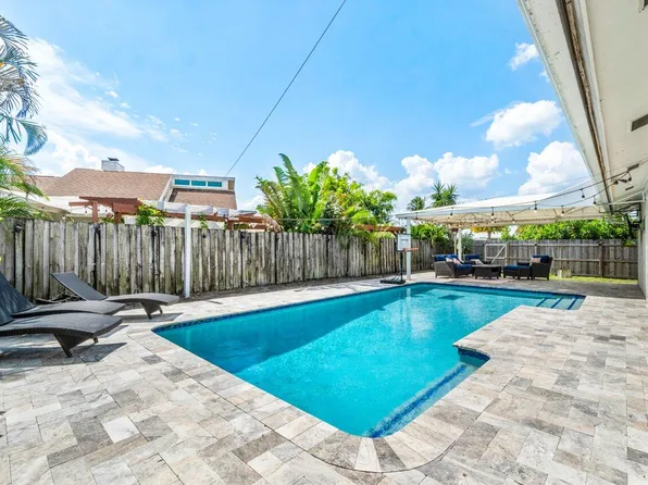 1352 Wyndcliff Dr, Wellington, FL 33414