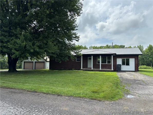 2318 N Lakeview Drive, Austin, IN 47102