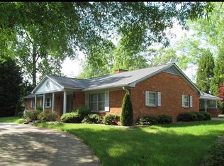 4201 Niblick Dr, Pfafftown, NC 27040