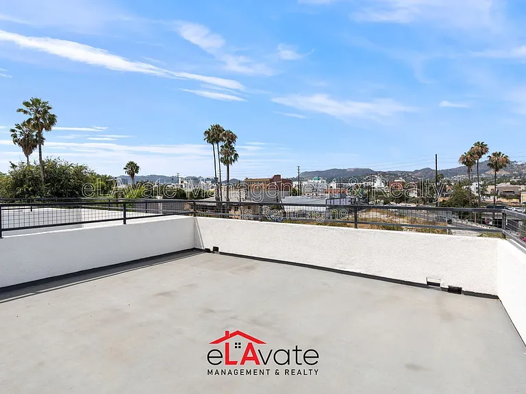 1035 N Serrano Ave #3 — Photo 24