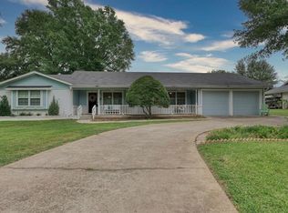 241 Texas Dr, Hideaway, TX 75771