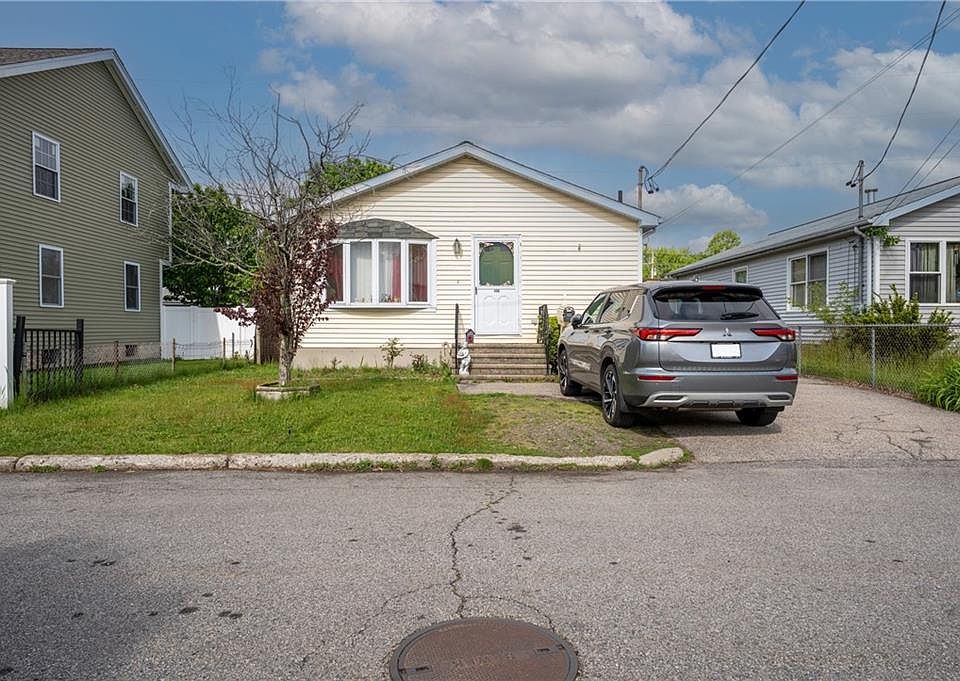 1st image of 102 Kenmore St