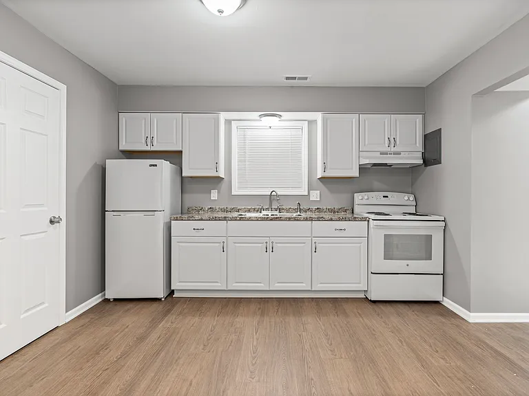 816 Asylum St #5 — Photo 5