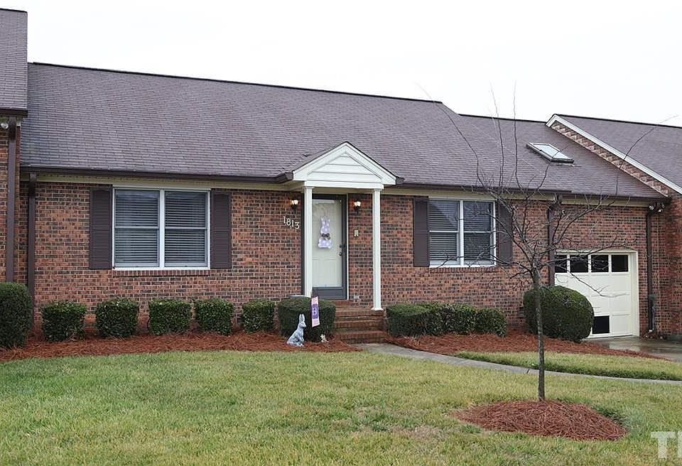 1st image of 1813 Meadow Green Dr