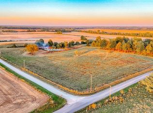 SW 200th Rd, Centerview, MO 64019