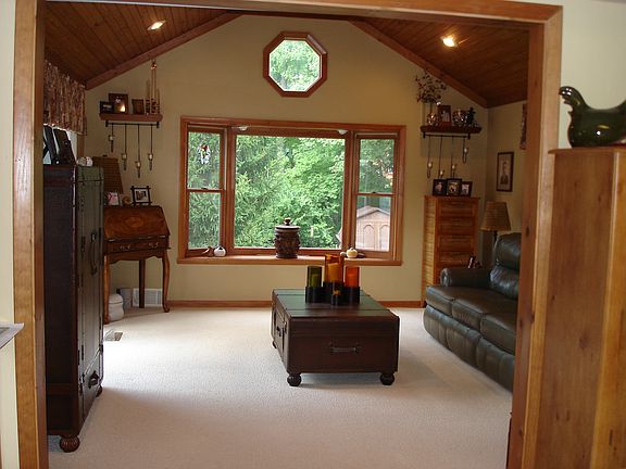 5th image of 10446 Woodleigh Ln