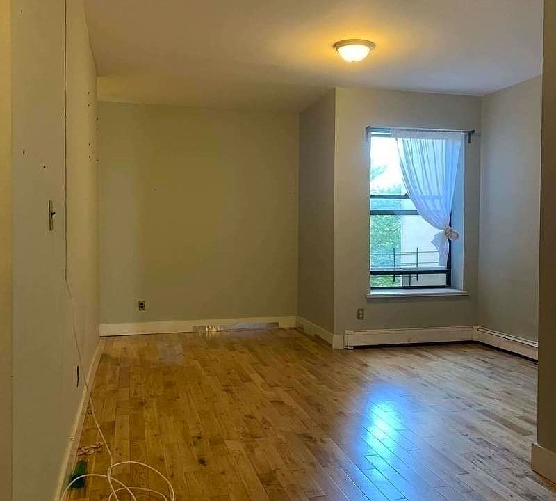 1st image of 1037 Bergen St #2B