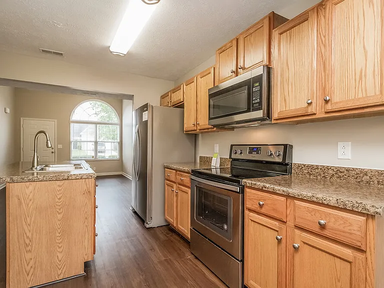 5082 Cornelius Dr — Photo 6