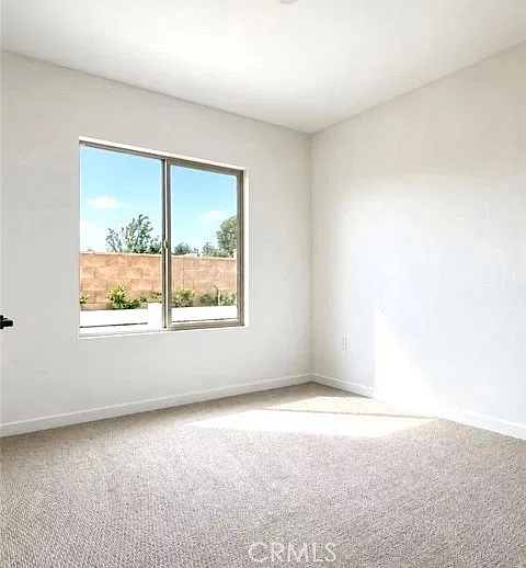4 bed, 1729 sqft, $3,500 — Photo 3