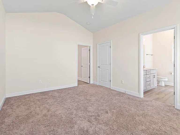 1622 San Andres Ave — Photo 17