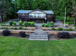 2152 Mockingbird Ln, Hiawassee, GA 30546