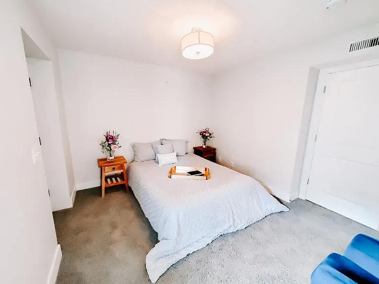 628 Park Ave — Photo 30