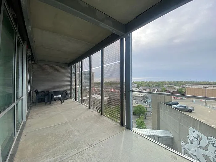 221 E College St #709 — Photo 12