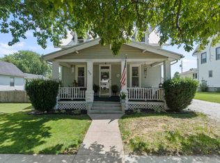 733 E Jefferson St, Washington, IA 52353