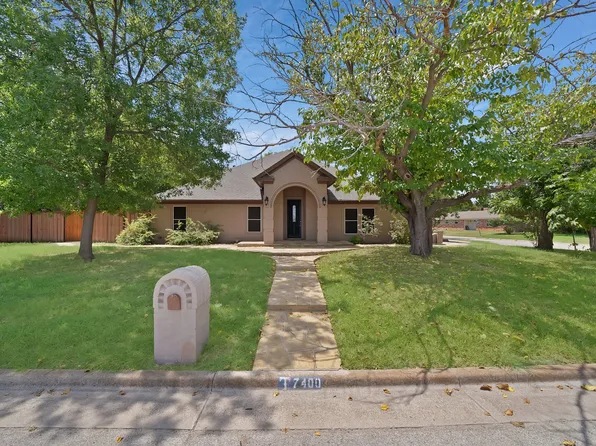 7400 Bogart Dr, Fort Worth, TX 76180