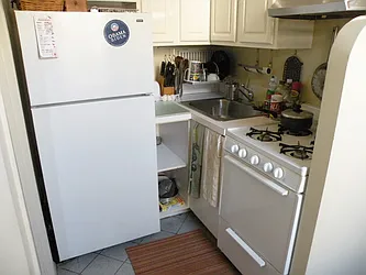 Rented by Nolita Group