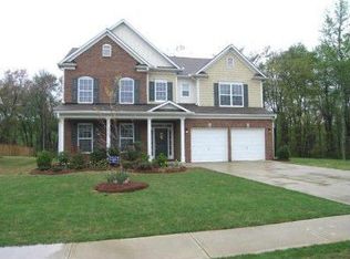 5060 Fieldgate Ridge Dr, Cumming, GA 30040