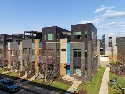 228 E Center St, Des Moines, IA, 50309