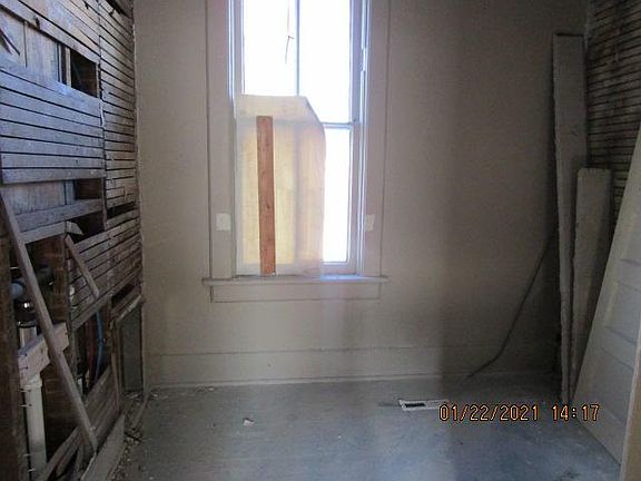 5th image of 3019 N 10th Ln #3021