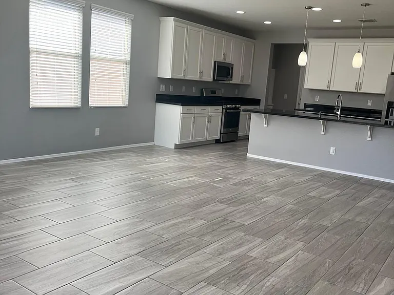 8503 W Peppertree Ln — Photo 8