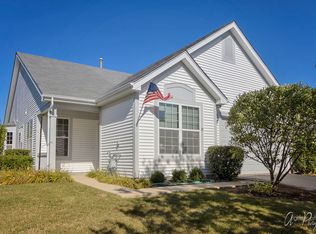 39581 N Cambridge Blvd, Beach Park, IL 60083