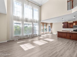 569 Wooded Falls Rd, Middletown, KY 40243