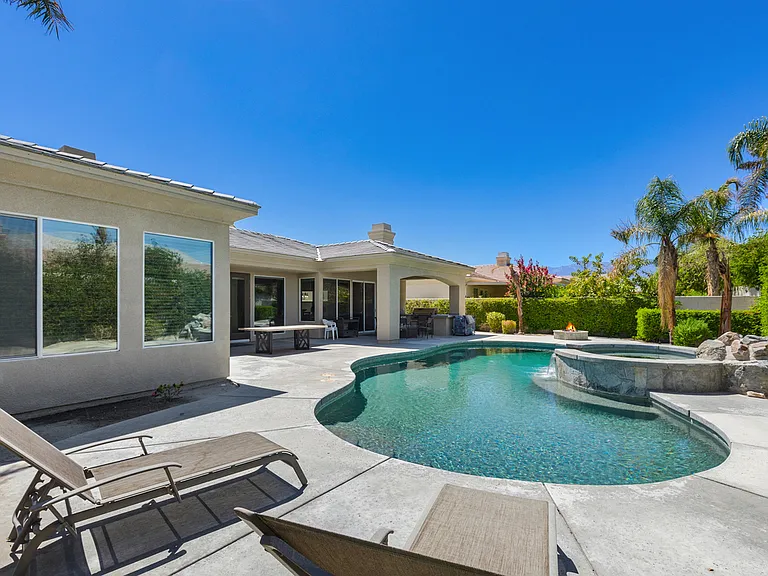 48 Provence Way — Photo 6