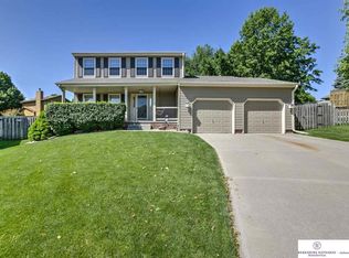 16235 N Cir, Omaha, NE 68135