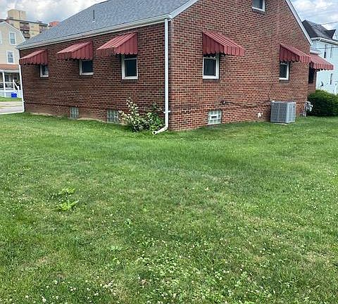 5th image of 110 10th St