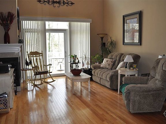 5th image of 80 Brianna Dr