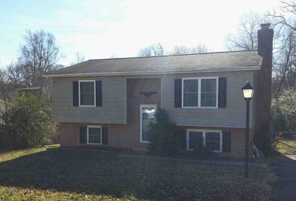 1st image of 216 Sagun Dr
