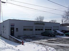1st image of 655 E 8th St