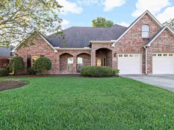 6085 Carrie Ln, Beaumont, TX 77713